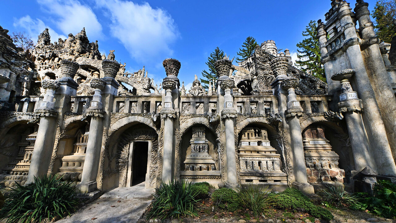 Palais idéal du facteur Cheval