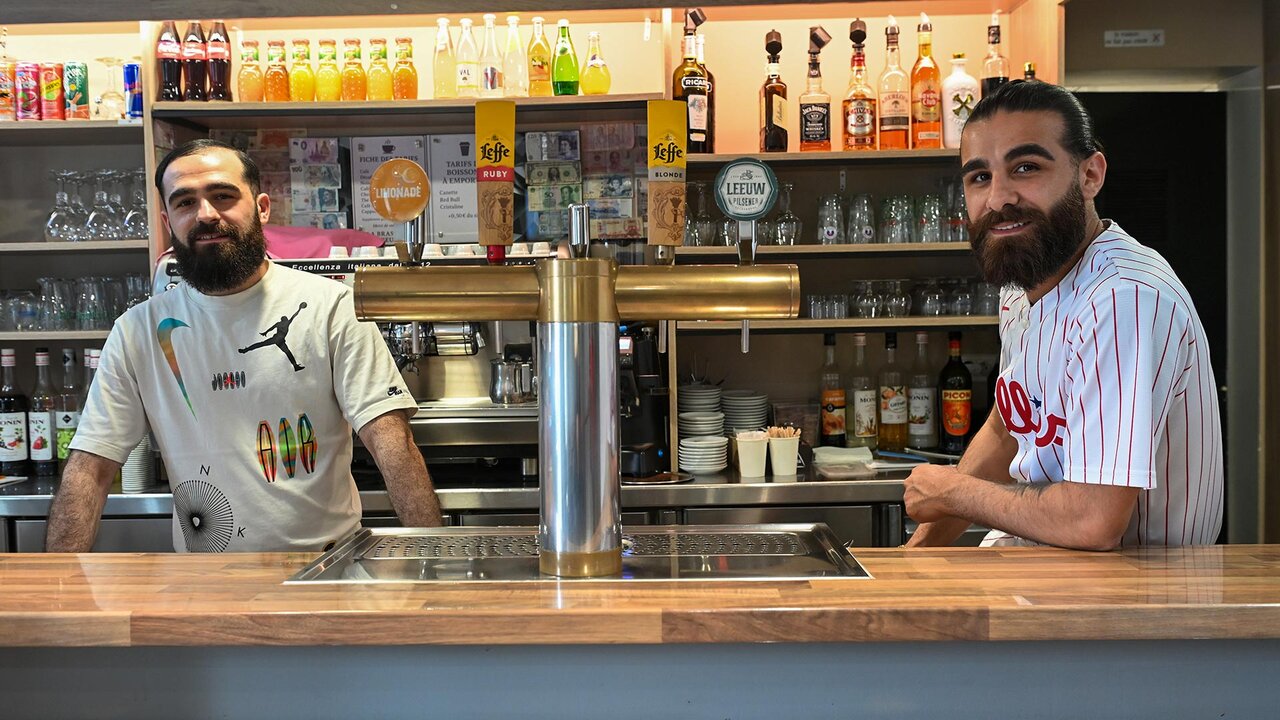 Thomas Ermagan sera aidé de son frère au service.