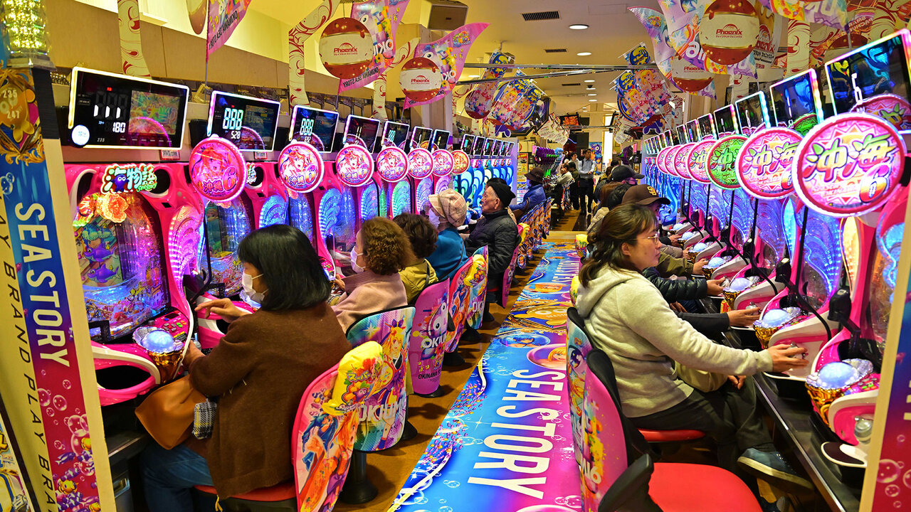  Au Japon, le pashinko est un divertissement populaire.