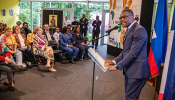 Visite de l'Ambassadeur d'Haïti à la maison du monde le 24 juillet
